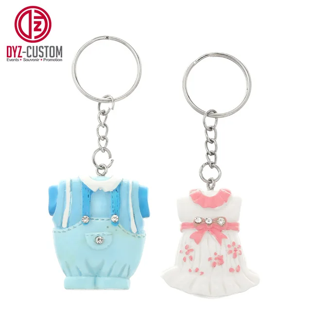 Girl Pink Dress and Boy Blue Clothes Keyrings Metal Resin Iron Baptism Souvenirs Baby Shower Favors Return Gifts in Gift Box
