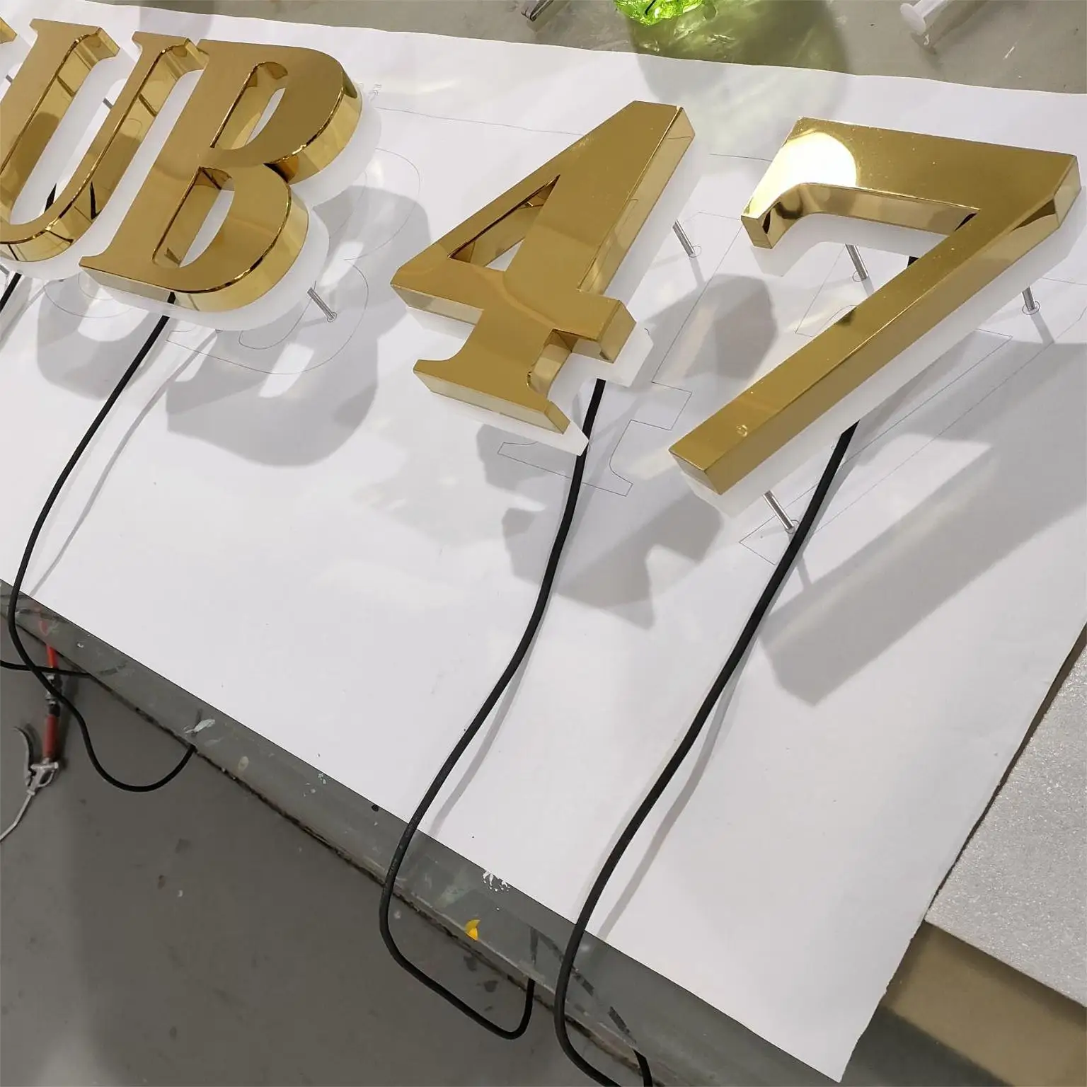 Индивидуальная Золотая 3D подсветка для письма с изображением магазина светодиодная наружная рекламная деловая вывеска