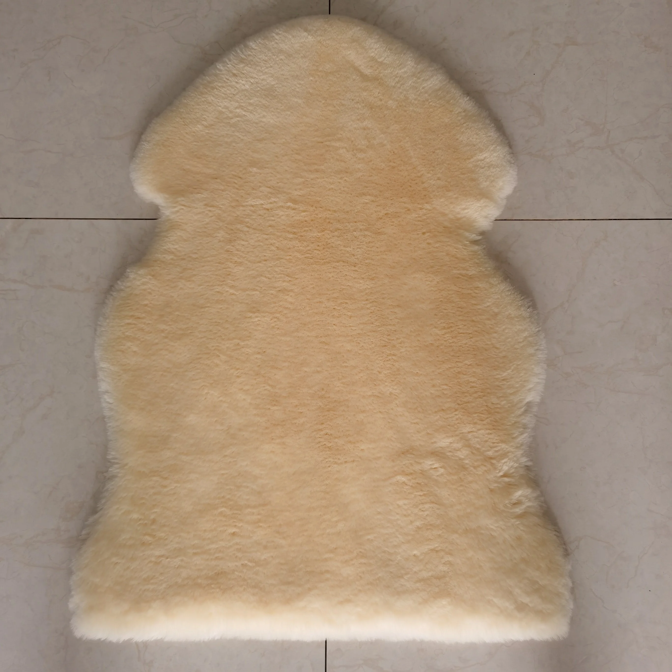 Factory Price Eco-Tan Genuine Australian Merino Baby Sheepskin Rug medical Sheared Fur Pelts Soft Lambskin Fur Carpet