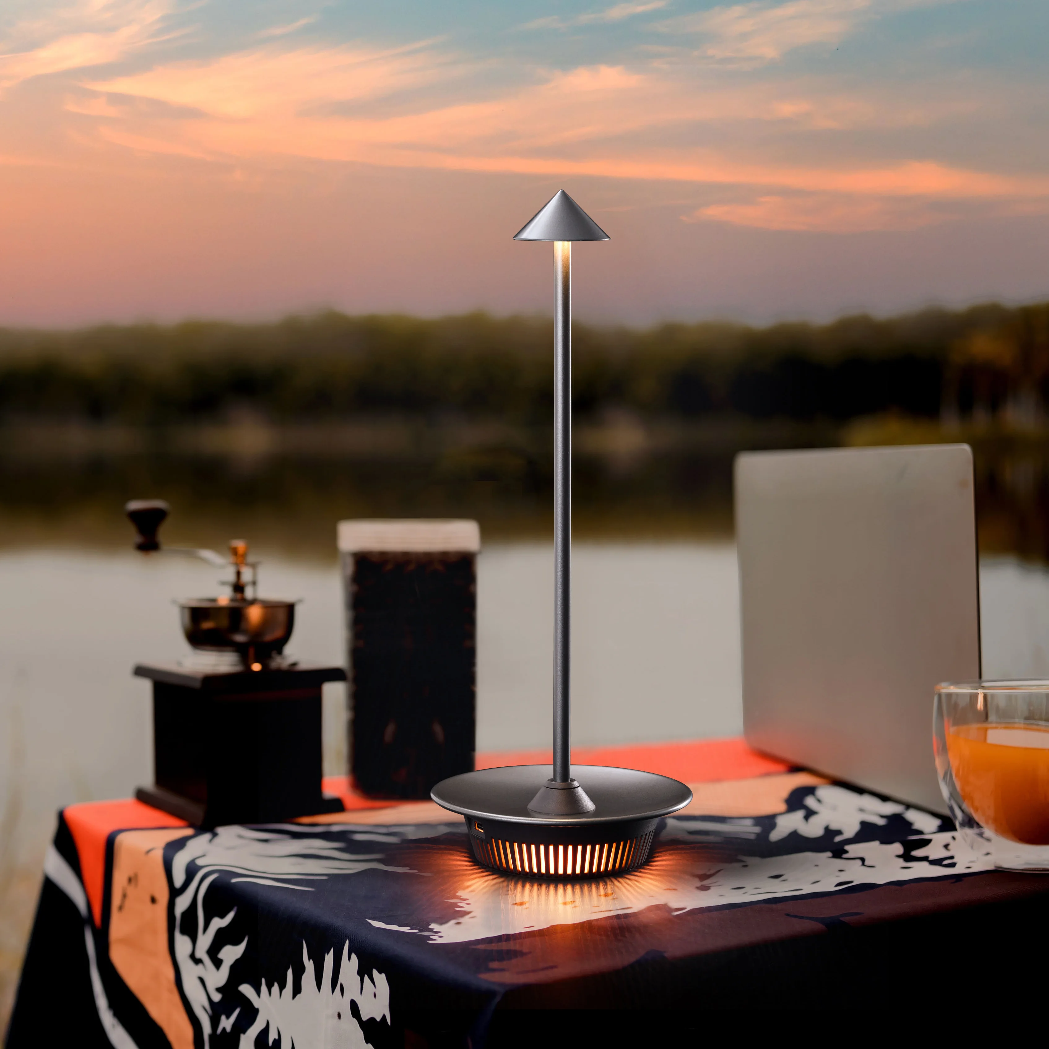 Convenient charging touch table lamp light luxury bedside restaurant bar atmosphere table lamp