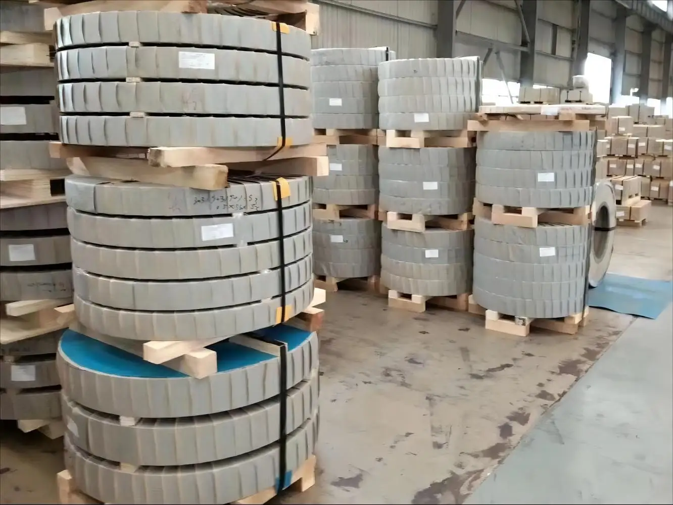 High quality tinplate cutting machine and gold lacquered tinplate and electrolytic tinplate sheets price