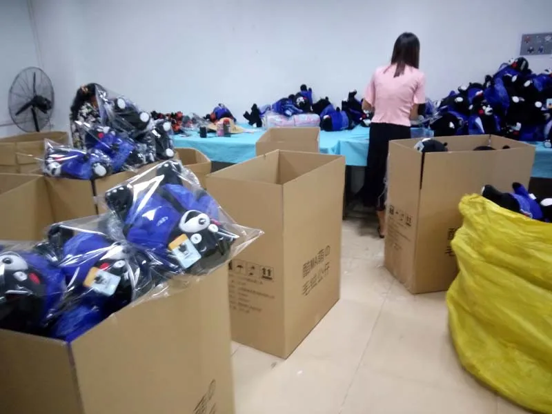 Wholesale wooden doll house doll bed for  girl