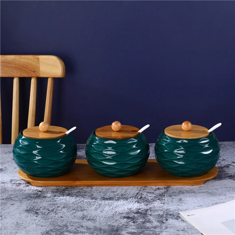 Высокое качество пользовательские зеленый черный цвет глазурованные банки для специй набор с бамбуковыми крышками и ложками