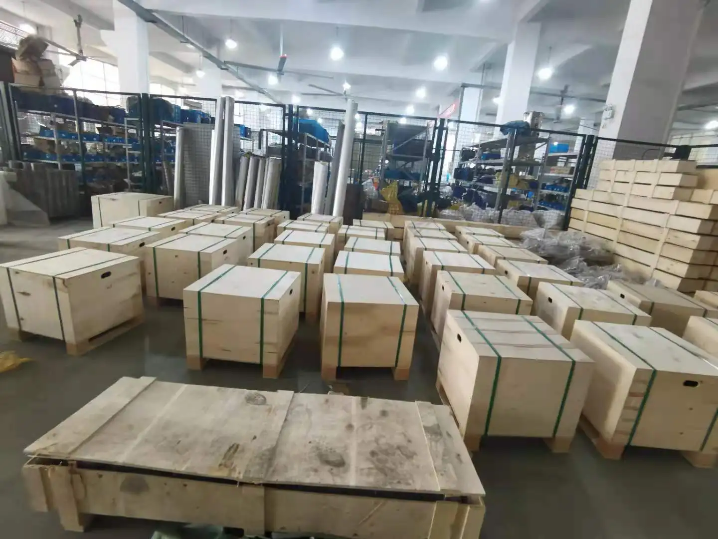  Новейший большой промышленный потолочный вентилятор hvls 24ft 7 3 m с двигателем