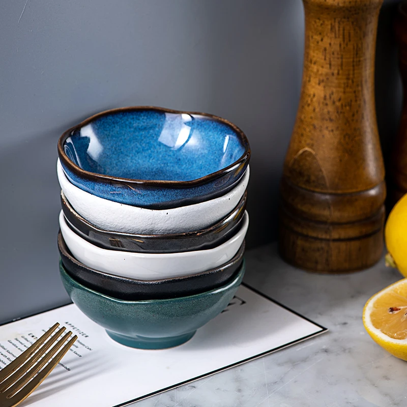 Amazon Hot Selling Japanese Kiln Glazing Dish Various Color Round/Square Small Soy Sauce Dipping Spice Condiment Ceramic Dish