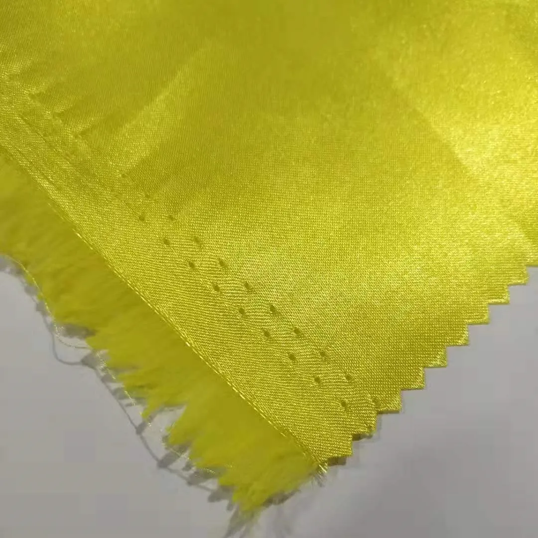 Заводская цена, 100% полиэстер, тканый, простой стиль, блестящая атласная шелковая ткань для одежды, свадебная Пижама, одежда