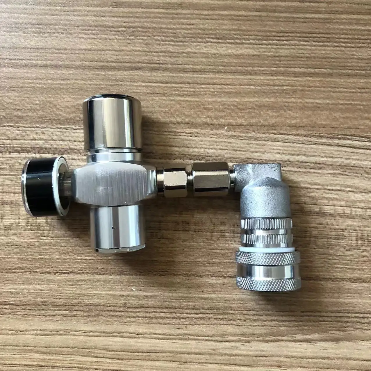 Mini CO2 Charger Stainless Steel Gas Ball Lock Fitting Portable Beer Keg CO2 Regulator 3/8-24UNF