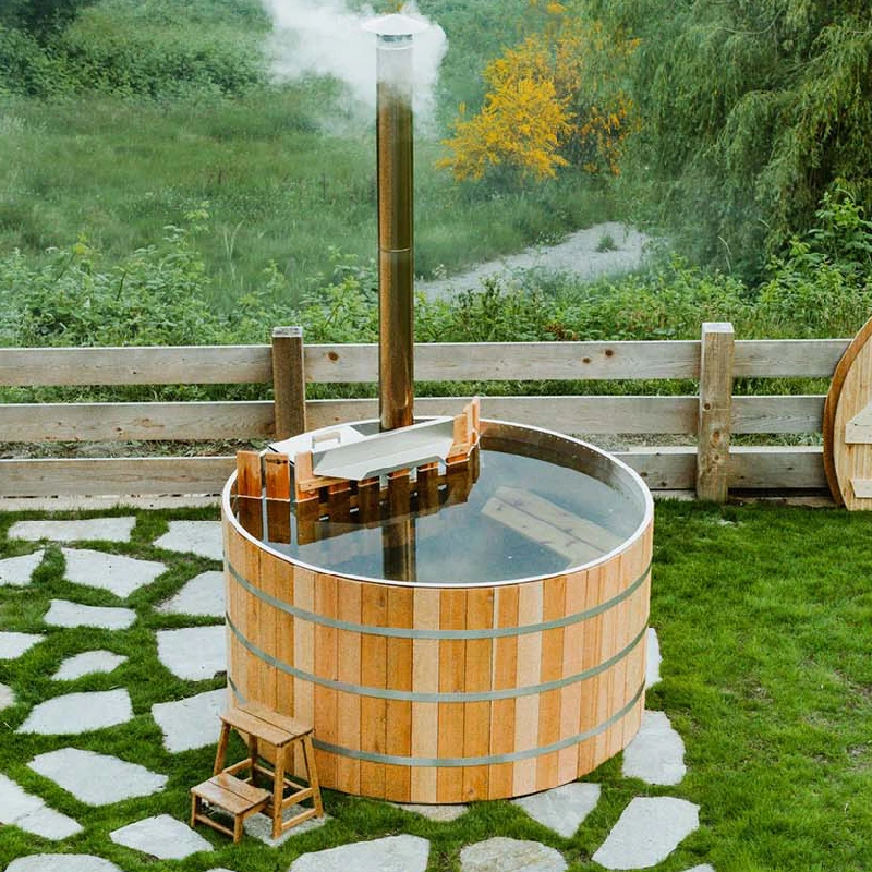 Hot Sale 4-6 Person Outdoor Spa Wood Fired Hot Tub  Wooden Burning Hot Tub For Garden