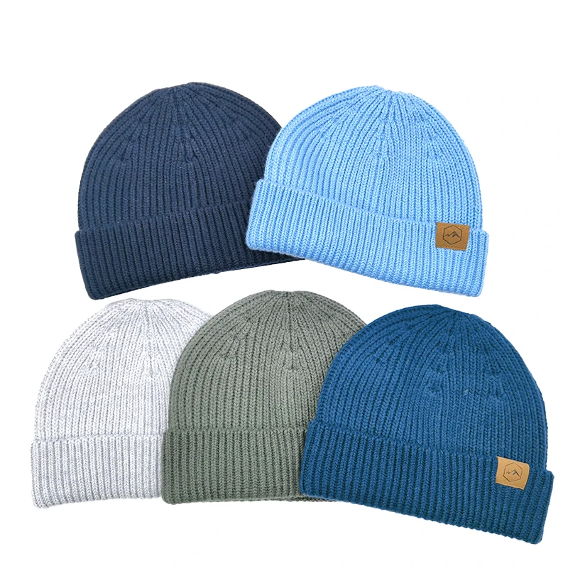 Шапка-бини из смесовой шерсти