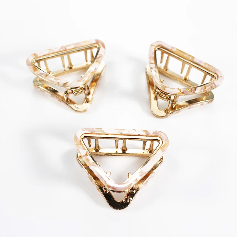 New Alloy Acetic Acid Triangle Hollow Marble Pattern Hair Claw Clip 5CM Mini Upmarket Fancy Cute Hair Clip For Women Girls