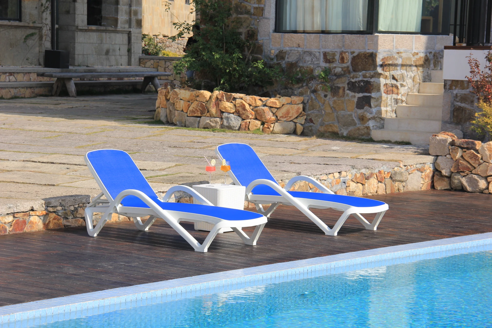 Portable KD Design Structure chaise lounge lightweight Beach Sun Loungers