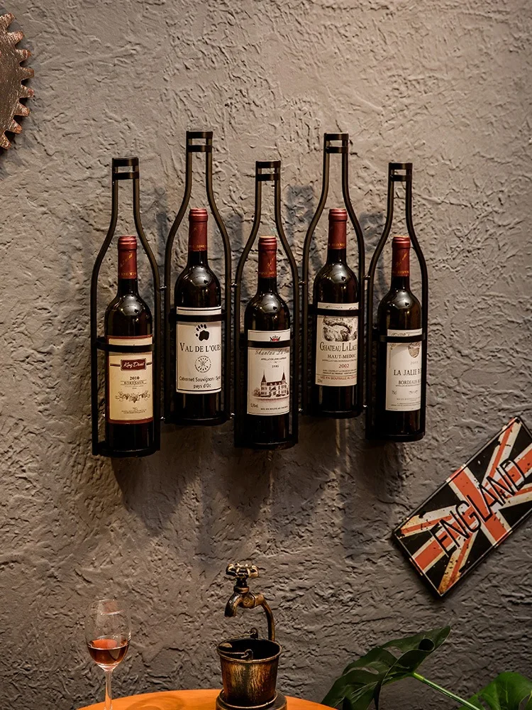 Retro industrial style wine rack iron wall hanging bronze wine holder bar wall decoration 5 bottles black metal wine rack