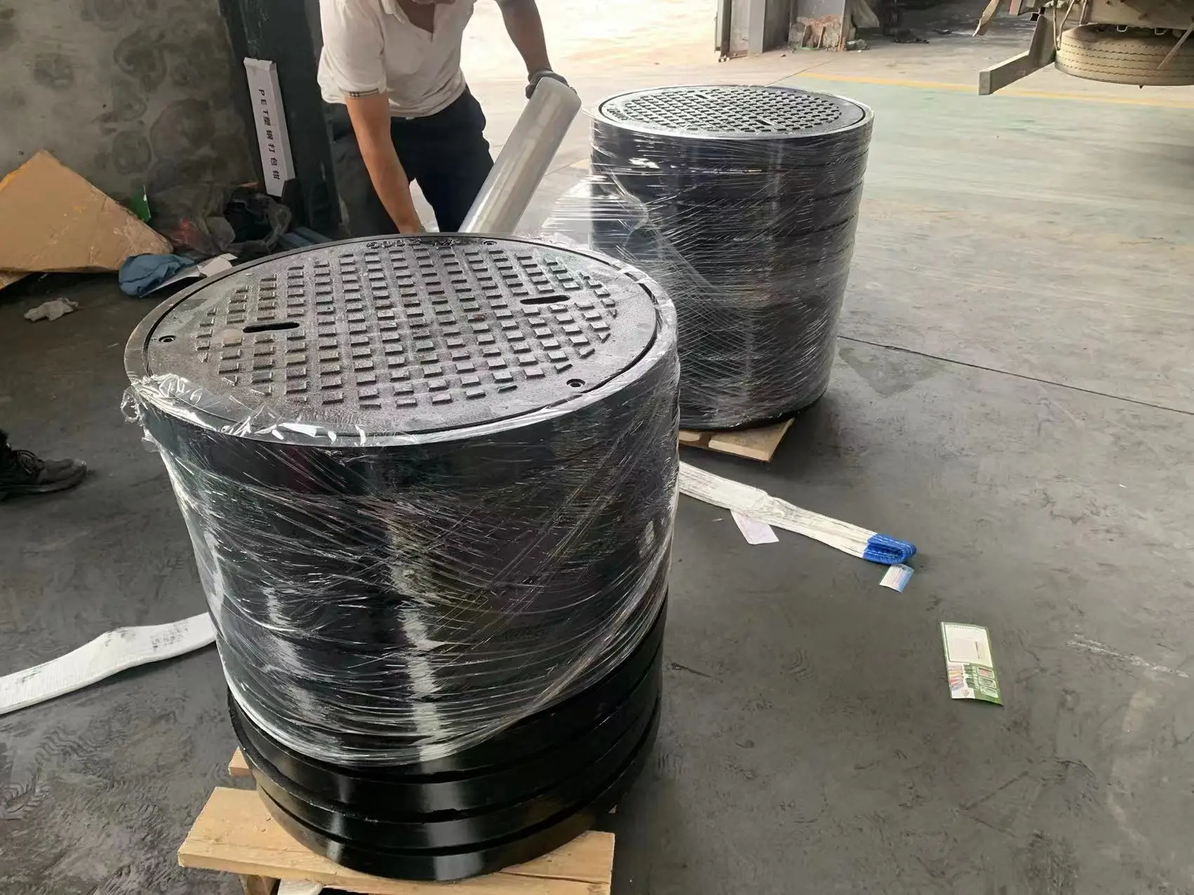 OEM сервис En124 D400 C250 квадратный круглый колпачок из ковкого чугуна с эпоксидным покрытием
