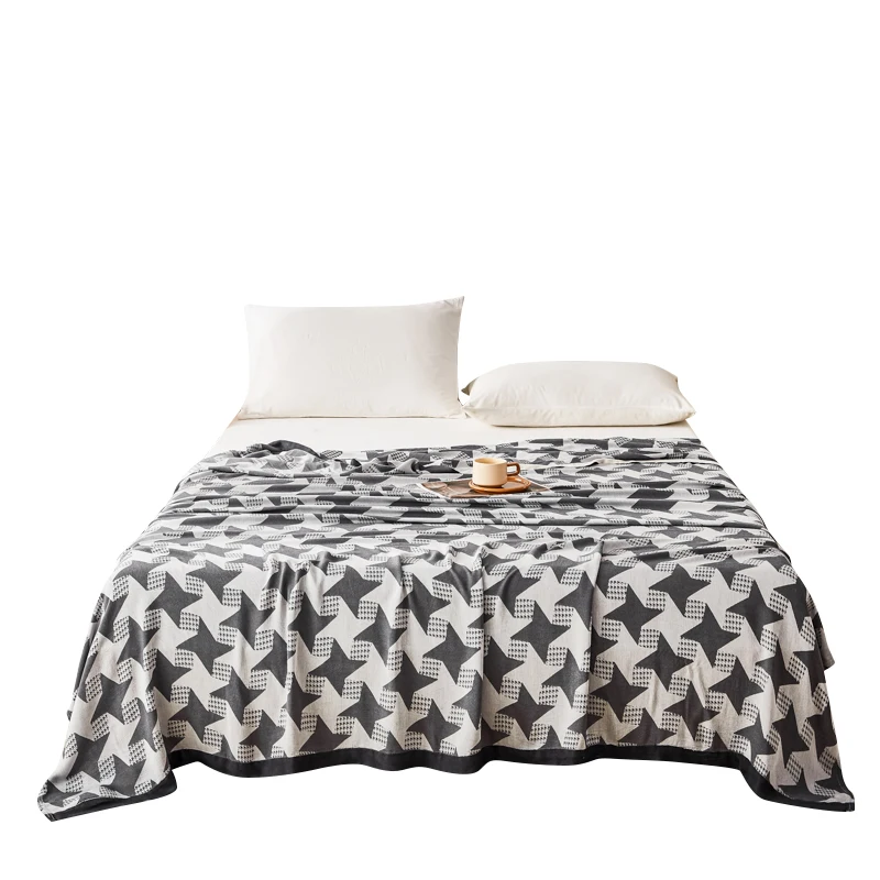 Top blankets Maternal and infant bamboo fiber fashion printed cool feeling blanket Vietnam manufacture