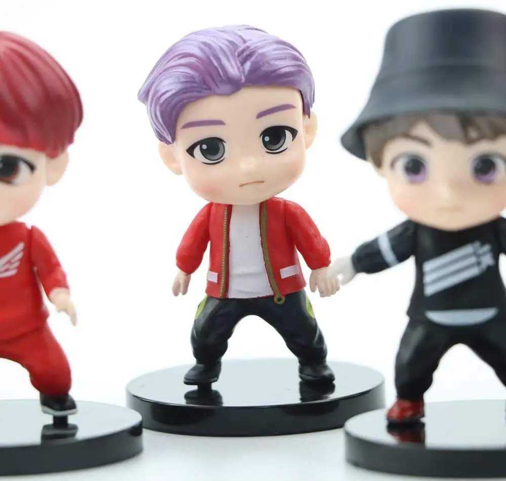 NEW KPOP Custom PVC Figure Bangtan Boys bt21 Cartoon Print Keychains Cartoon figure J-HOPE JUNG KOOK SUGA V RM JIMIN JIN