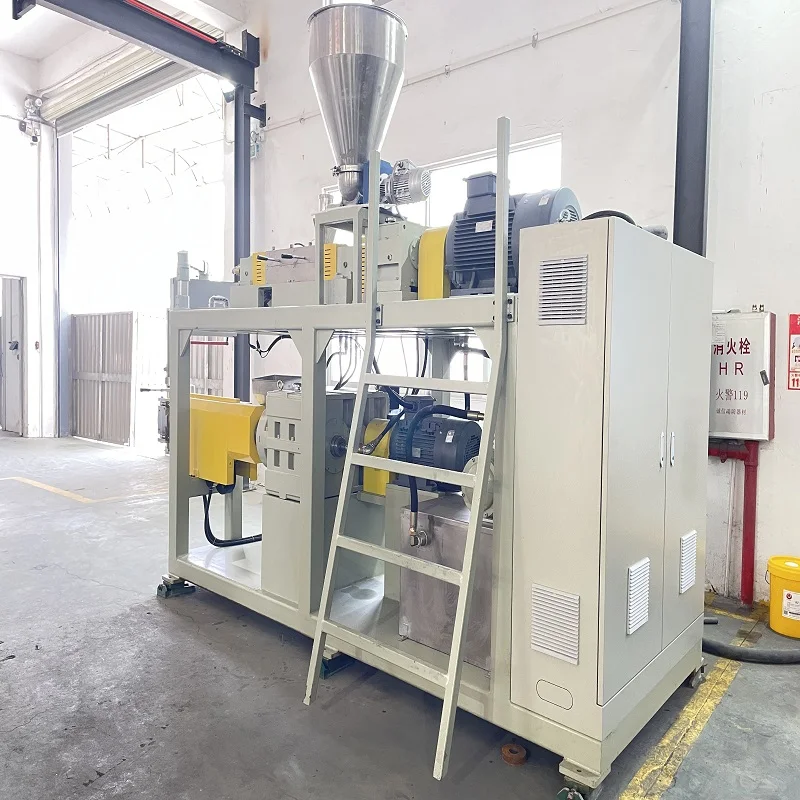 CF-110LXS continuous extruder for CaCo3 white master batch making with 500kg/h capacity