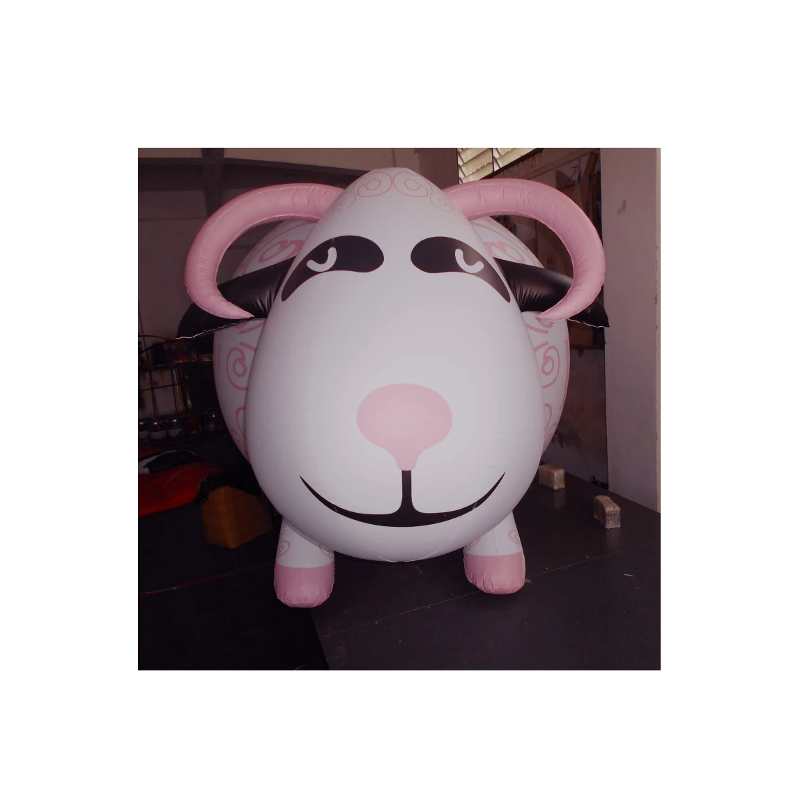 BOYI Custom inflatable ram sheep goat pvc balloon