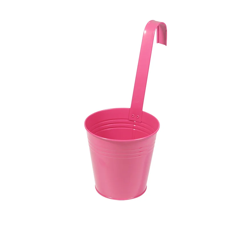 Wholesale Cute Small Pink Metal Tin Bucket Hanging Flower Plant Pots Fence Hanging Pot With Detachable Hook For Garden Planting