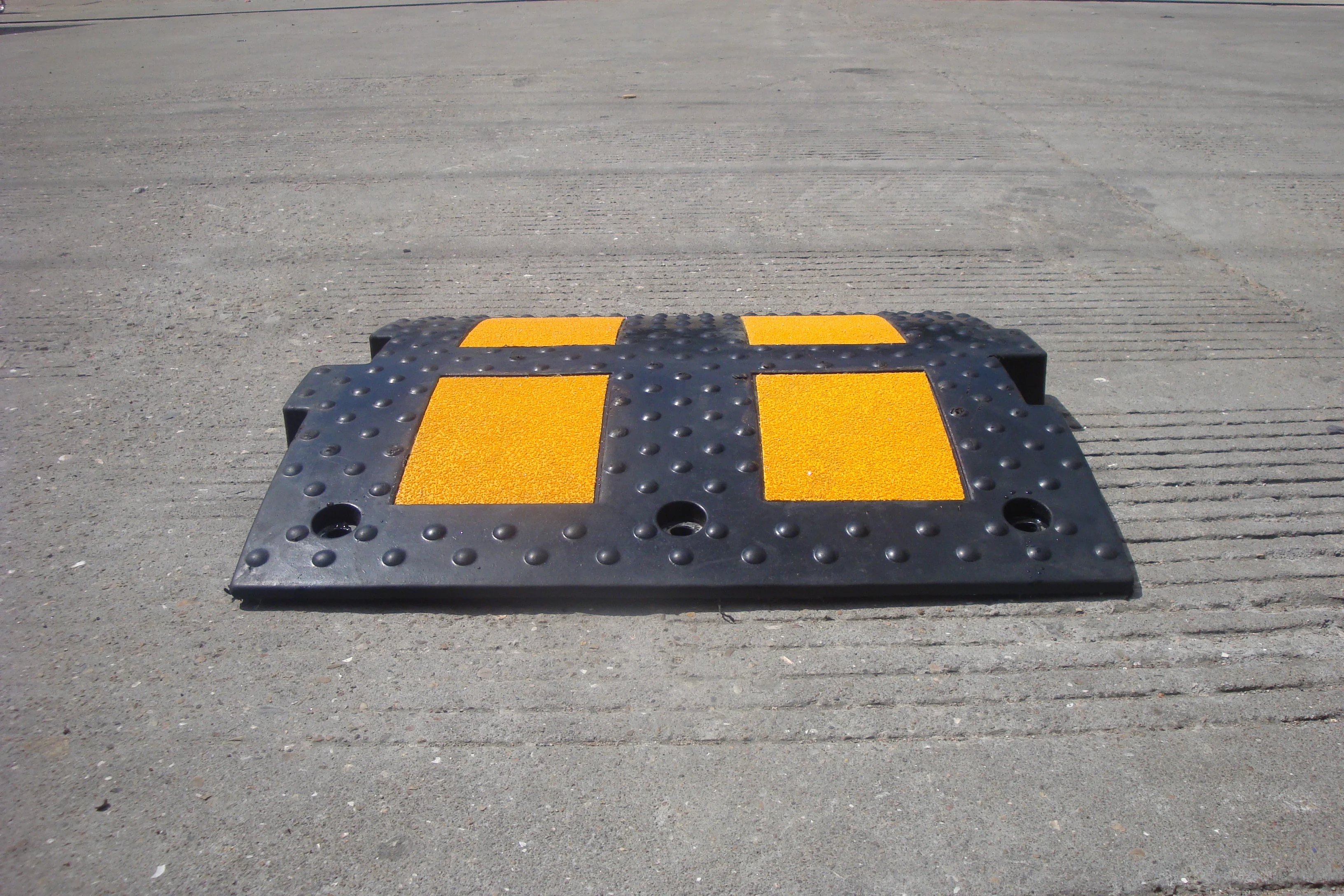 Best Selling Exported to Russia Rubber Speed Hump