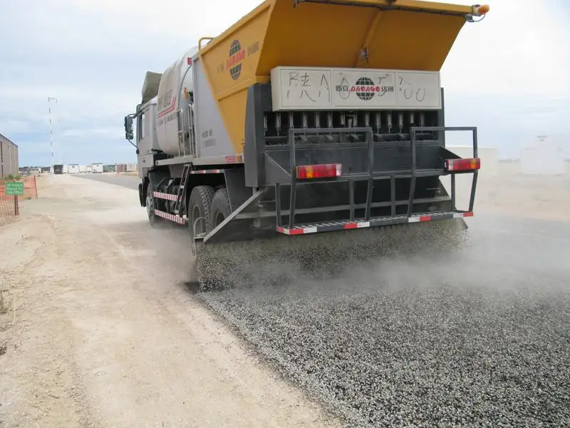 8000L Intelligent Asphalt Distributor