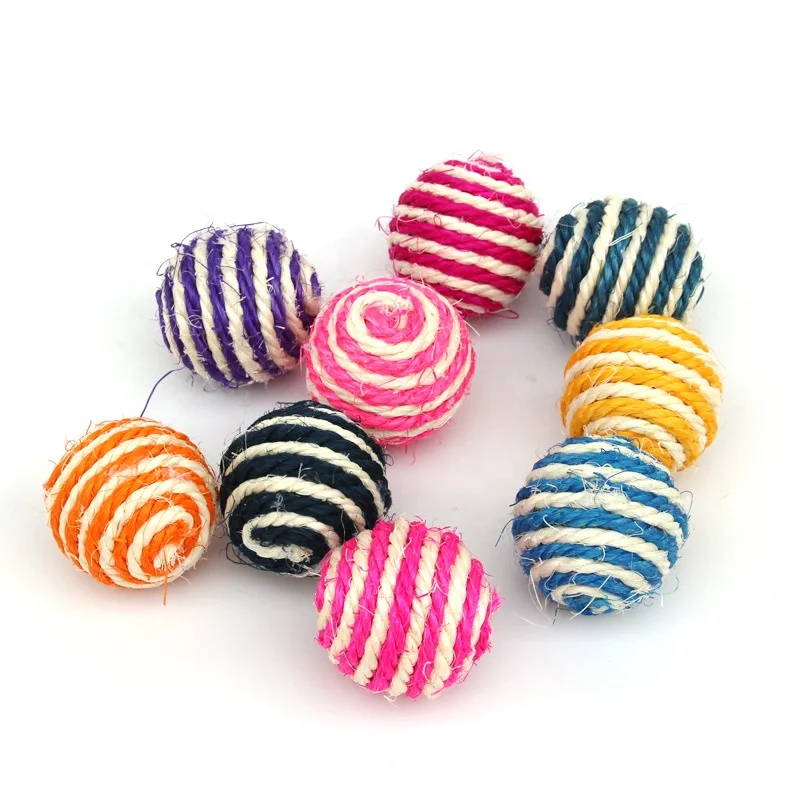 Factory  Wholesale sisal ball cat toy ball tease cat walk cat claw ball