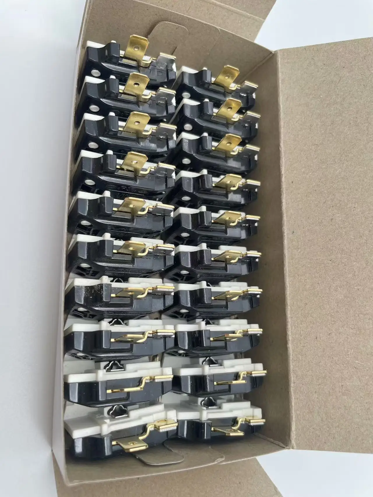 Relay Overload Protector for Refrigeration Compressor Voltage Protector Brass butterfly protector