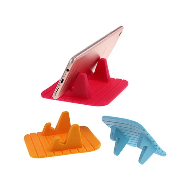 Universal  Non-slip Silicone Anti Slip Mat Car Mobile Phone Holder Adjustable mount Stand holder For iPhone6 7 GPS Xiaomi