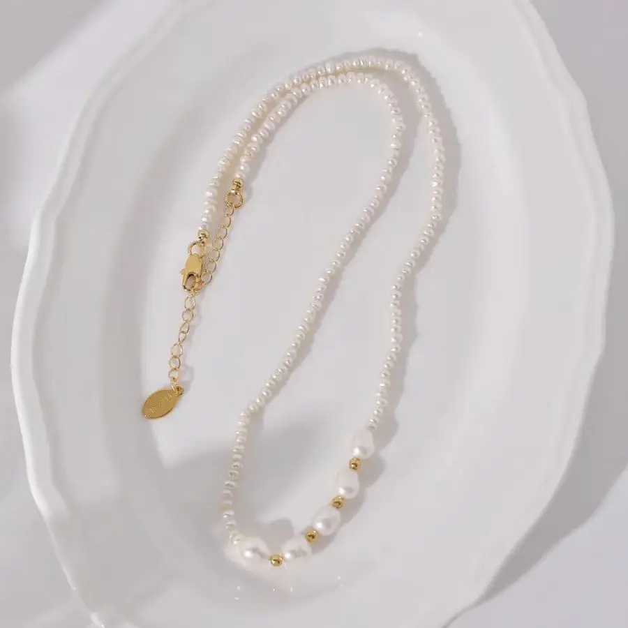 2024 High-end casual luxury hot-selling pendant necklace Pearl necklace