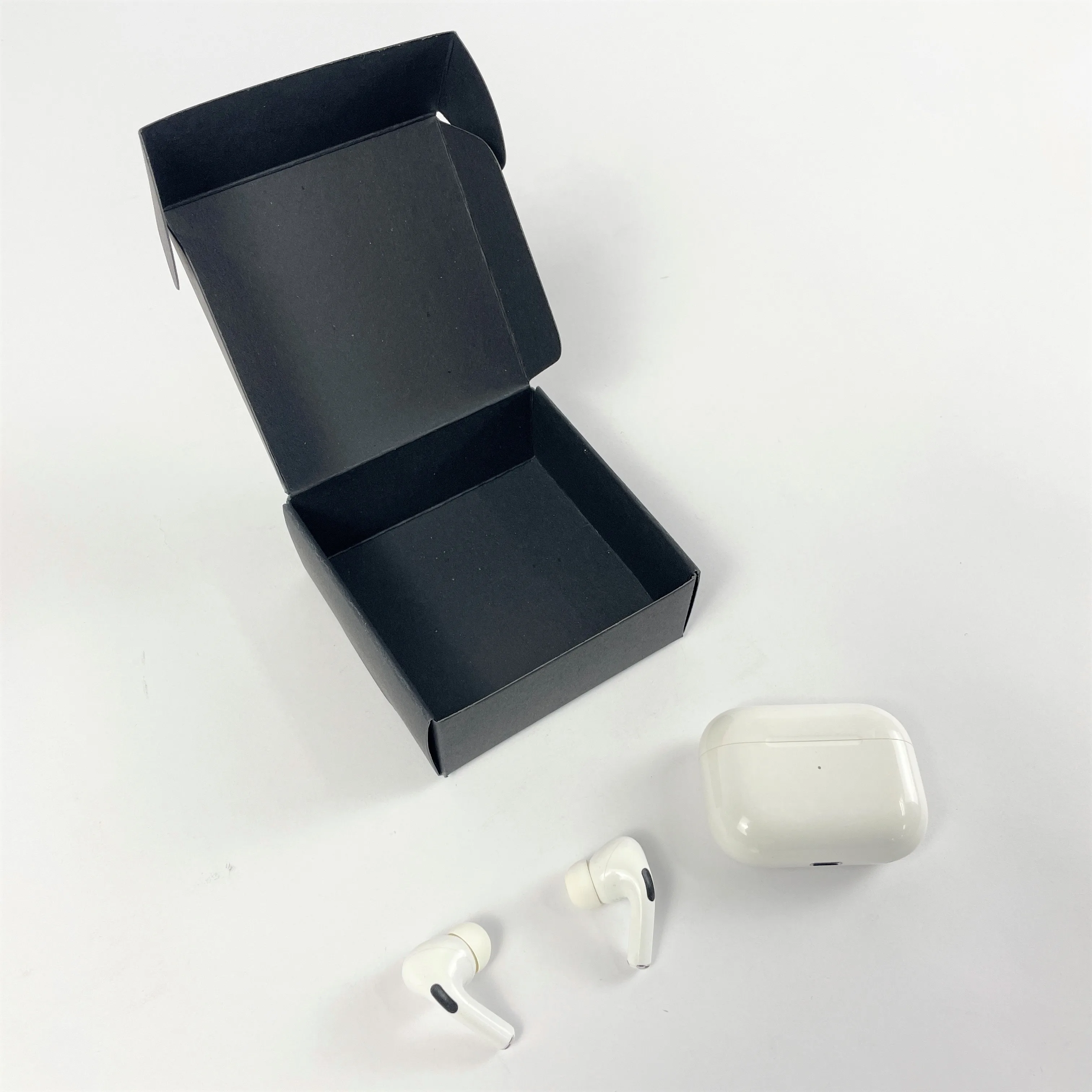 Cheap black tiny gift box sliver foil custom flat shipping product boxes for packaging uncoated