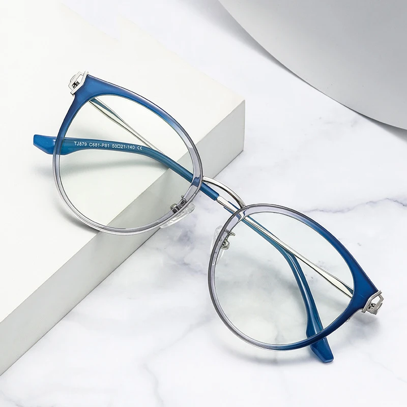 2023 New Cat Eye Glasses Frame Female Fashion Optical Frames wholesale Myopia Anti Blue Light Glasses
