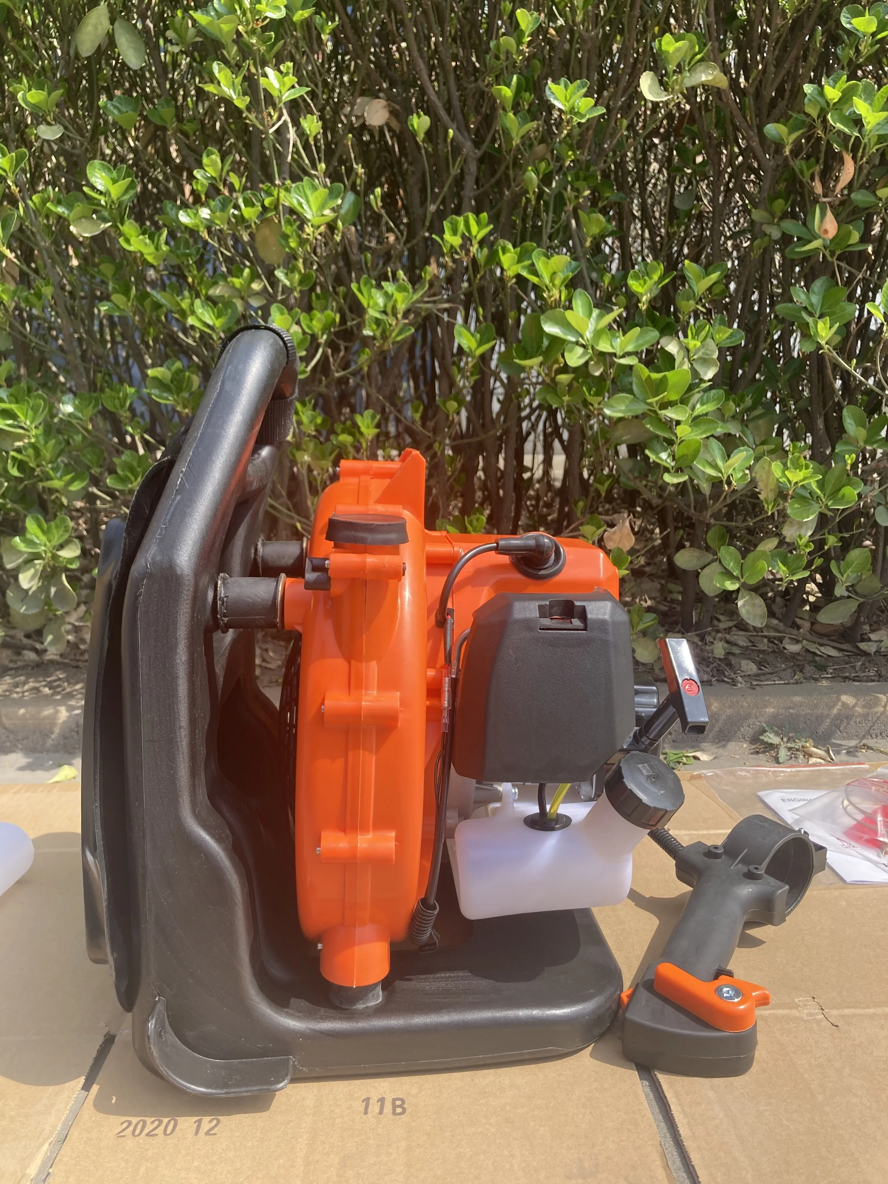 Hot Sell Portable Mini Air Gasoline Garden Leaf Blowers DIY OEM Customized Power Support Origin Type Size Warranty Year Grade