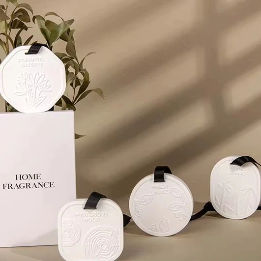 Car Pendant Car Aromatherapy Decoration Diffuser Stone Gift Aroma Diffuser Stone Rearview Mirror Fragrance Room Air Freshener