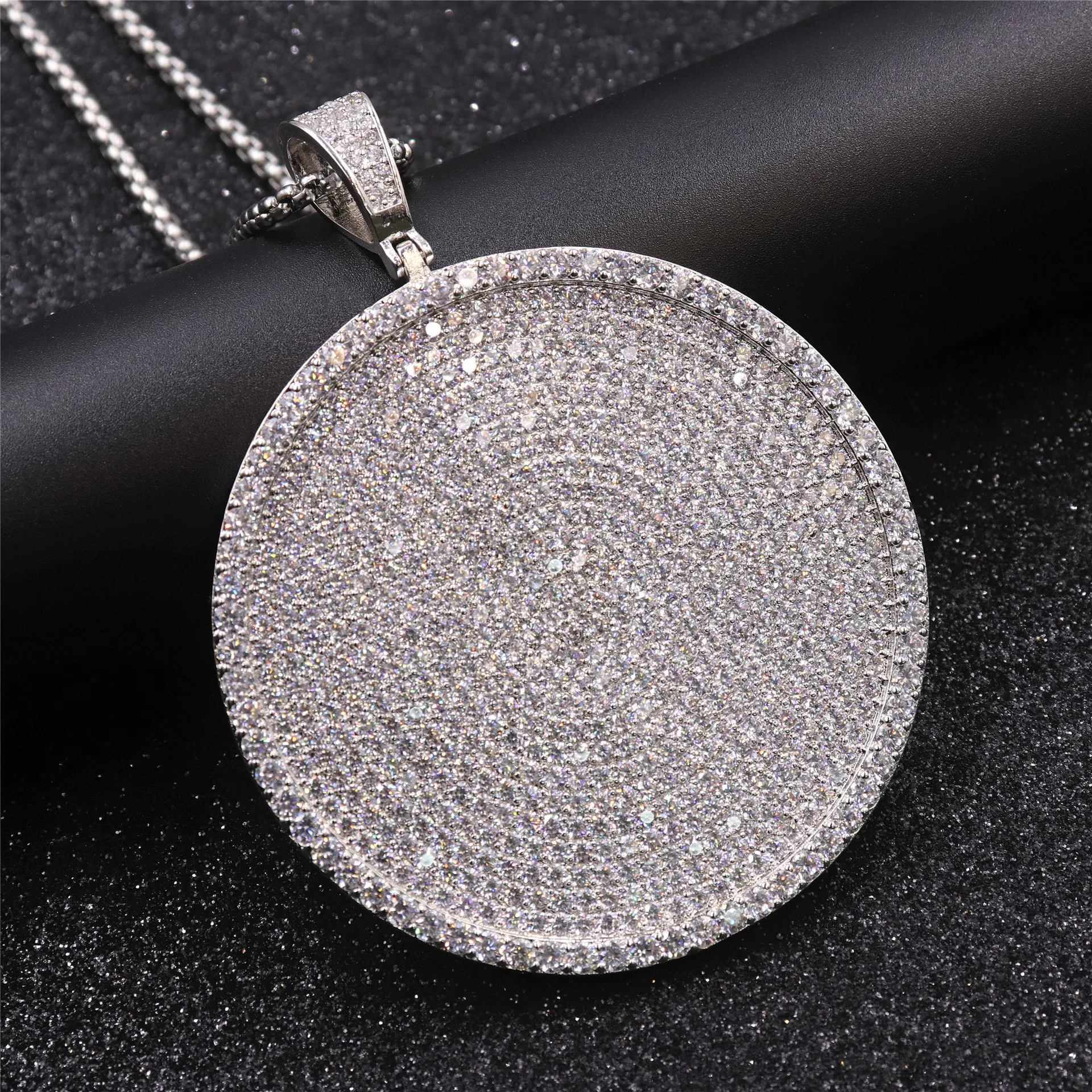 
Bling Bling HipHop Jewelry Full CZ Micro Pave Setting Round Iced Out Pendant 