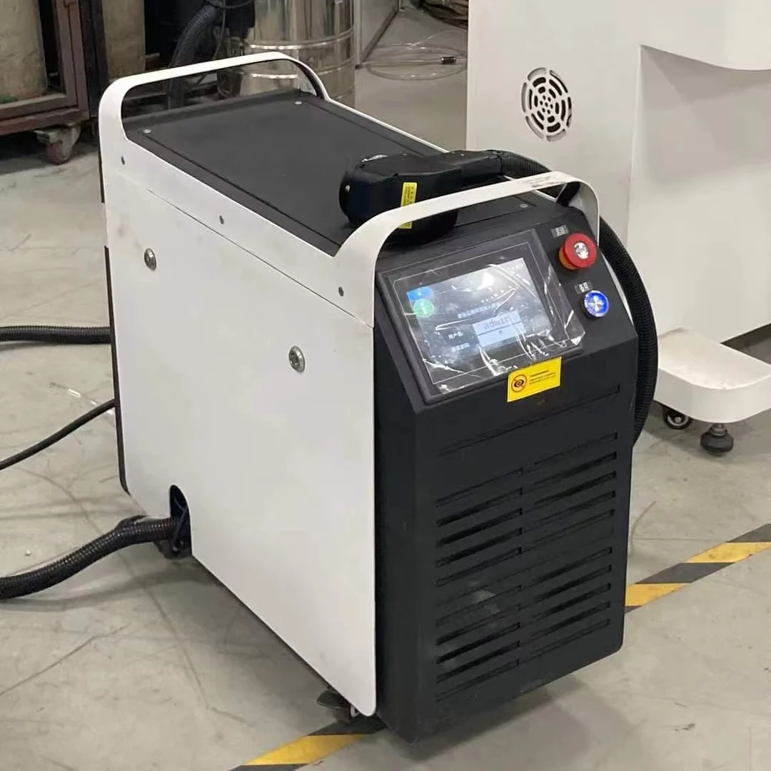 Factory price 100w 200w pulse laser cleaning machine High-power fiber laser cleaning  for Rust paint on wood