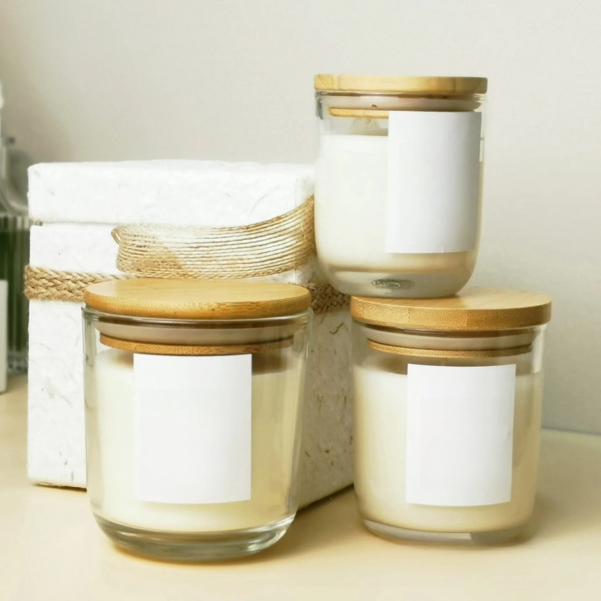 Customized Glass Bulk Candles Luxuriant Aromatherapy Candles Home Fragrance Perfumed Candle Soy Wax