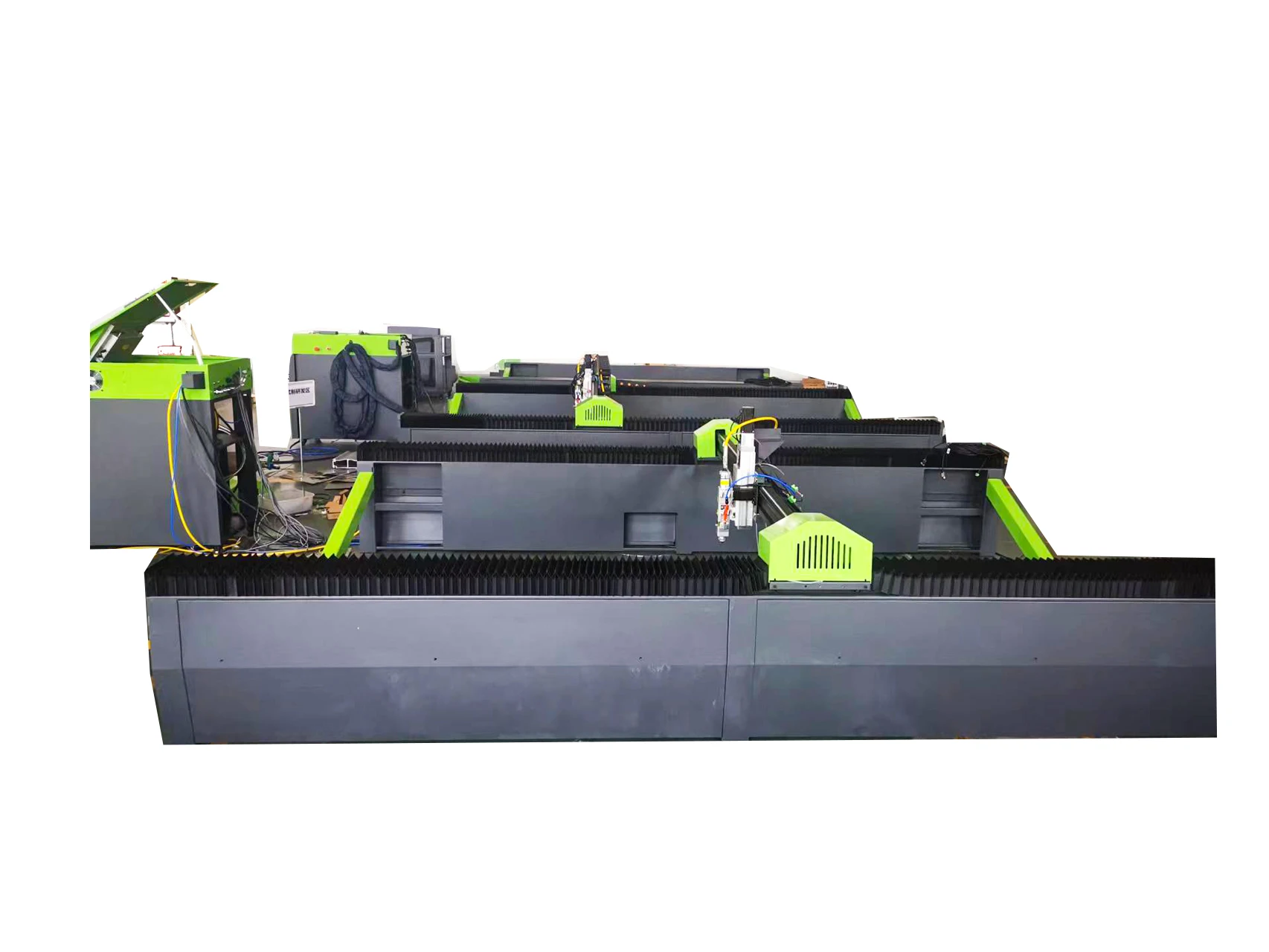 CNC fiber laser cutting machine Precision  Industrial 3015 Affordable for metal processor