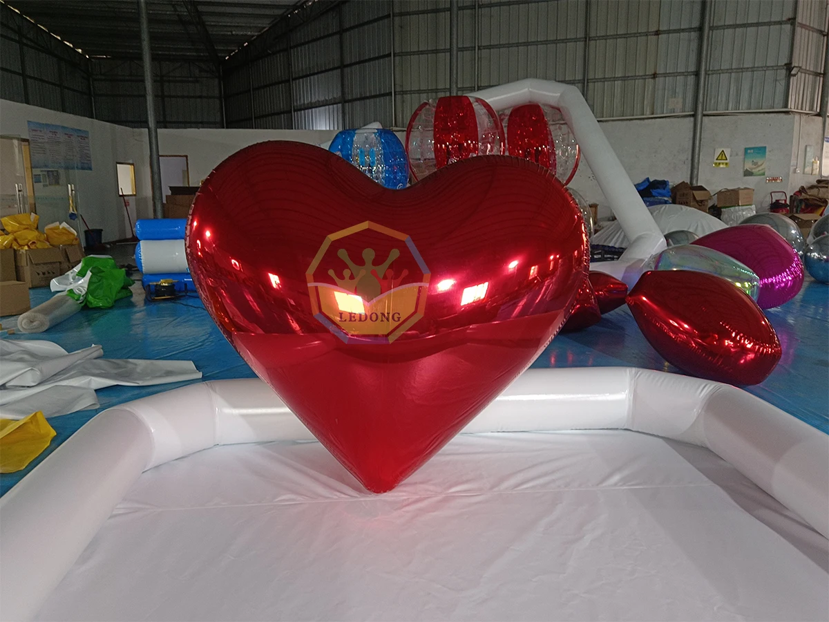 Hanging giant large Reflective colorful mirror ball shinny laser inflatable mirror heart shaped love Balloon for decoration