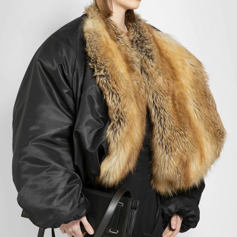 Raccoon Faux Fur Stand Collar Cropped Puffer Jacket Quilted Jackets New Fashion Nylon Duck Down Coat Jackets For Women