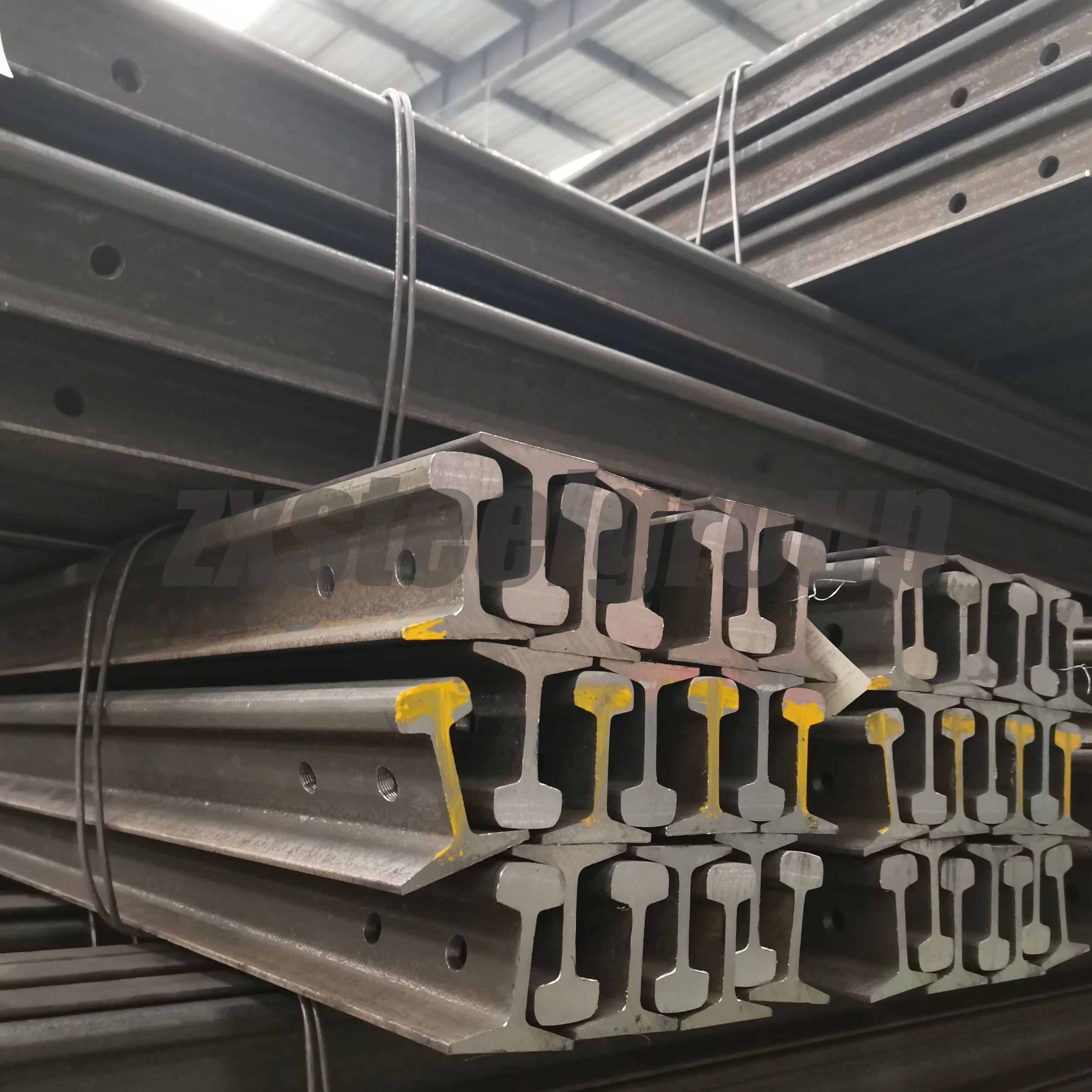 Горячекатаная легкая стальная направляющая длиной 6 м 12 кг/м