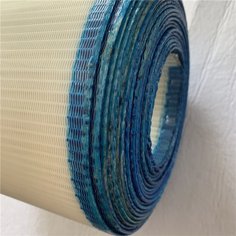 Polyester Spiral Dryer Belt Large Loop Opening Can Be Connected Free Sample Test High Temperature Resistance