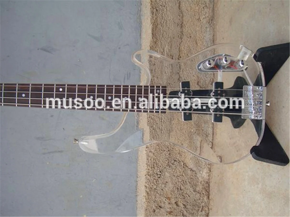 Musoo brand electric guitar Bass Guitar Traditional Strat-style body Locking Tuners(MB07)