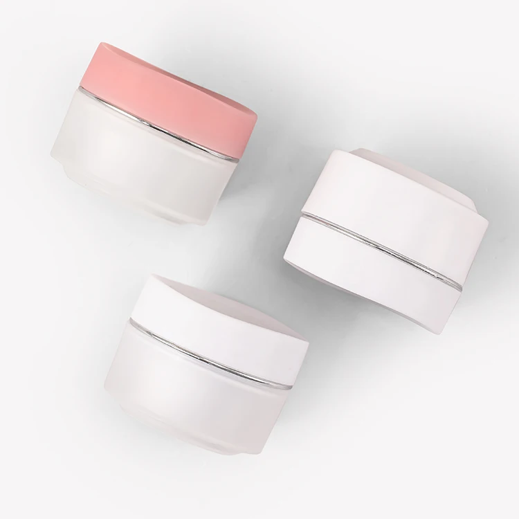 Wholesale white simple silver rim PP plastic cosmetic packaging container empty cream jar