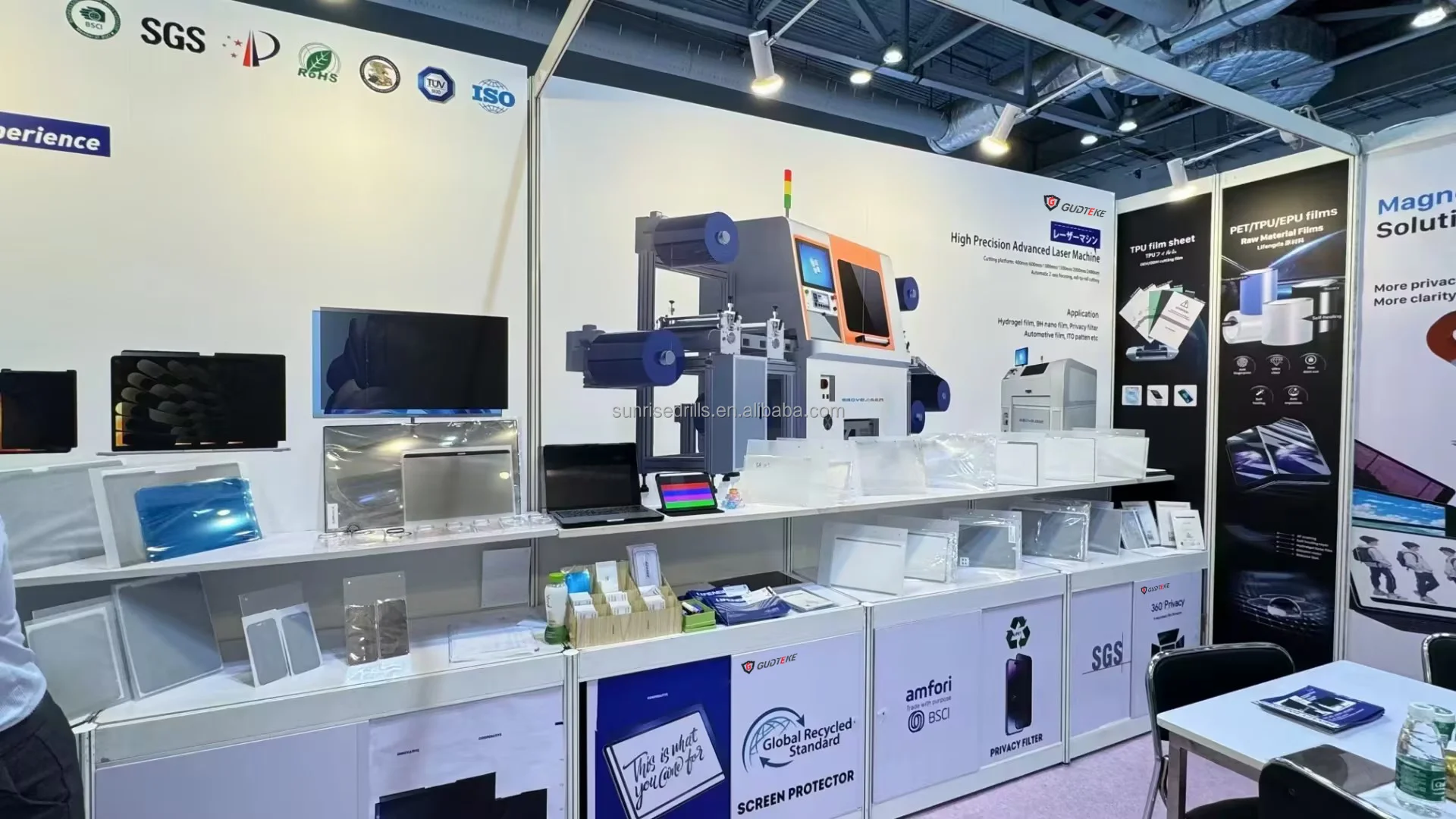 hydrogel mobile phone film\nhydrogel sheets screen protector\nscreen protection machine\nscreen protector cutter\nscreen protector cutting machines\nunlimited hydrogel machine\nunlimited hydrogel tpu film cutter plotter machine