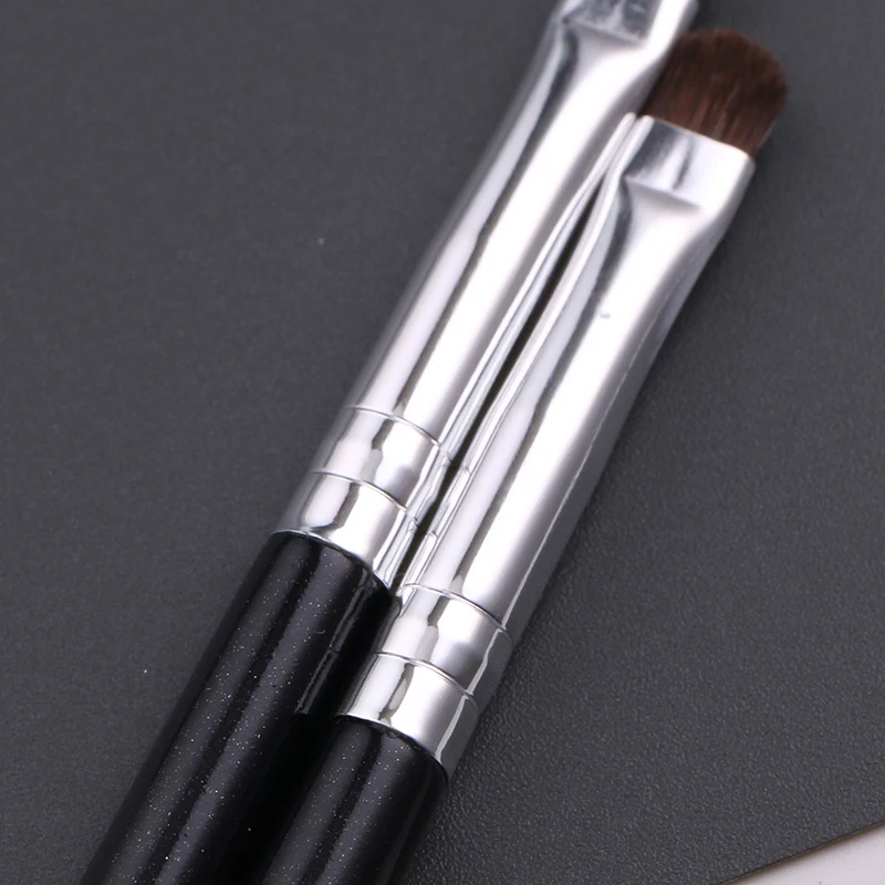 Single white black makeup soft eyeshadow brushes professional custom logo private label make up pony detail eye shadow brush