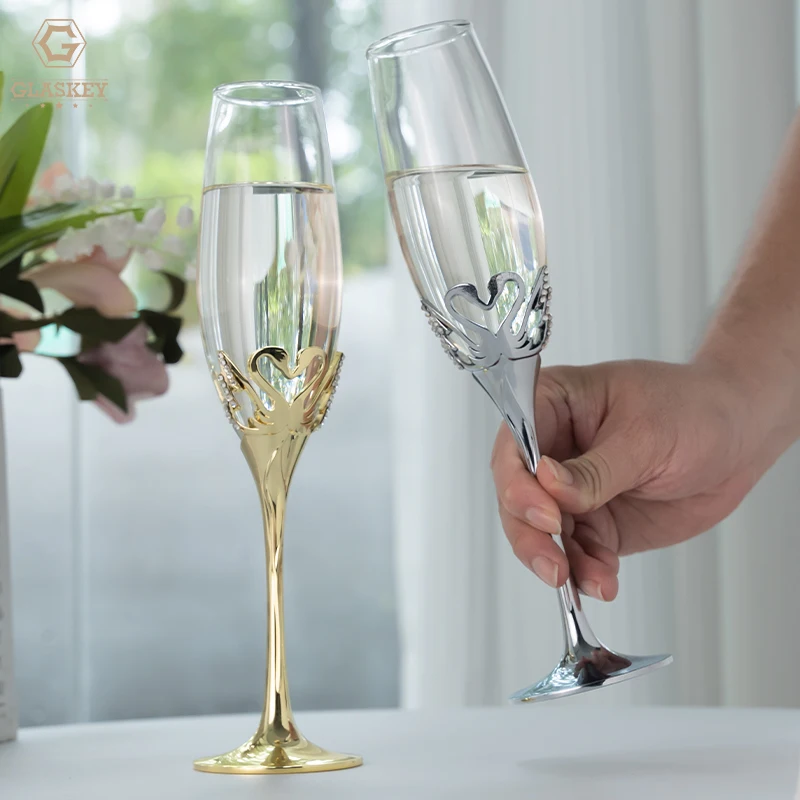Creative Swan Crystal Glass With Diamond Goblet Luxury Wedding Champagne Glass Vintage Gold Silver Wine Glass