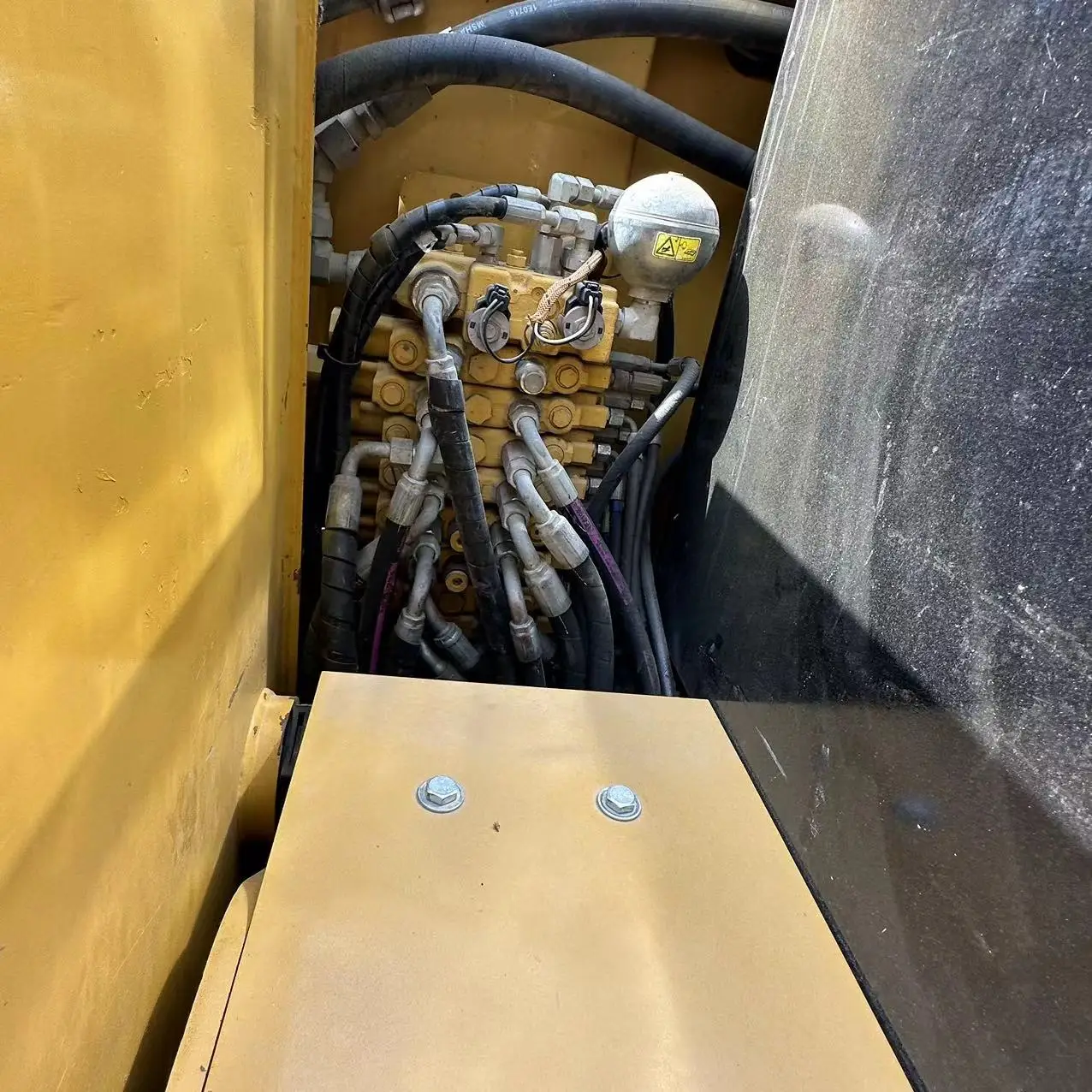 2020 год 95% Новый низкочасовой 5,5 тонн CAT305.5E2 мини б/у гусеничный экскаватор второй ручной экскаватор 305.5E экскаватор