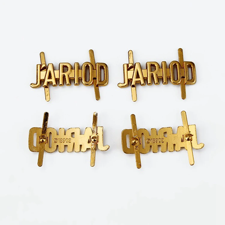 Модные аксессуары для сумок, изготовление металлической тисненой таблички с логотипом, изготовленные на заказ Выгравированные металлические брендовые этикетки с логотипом для сумок