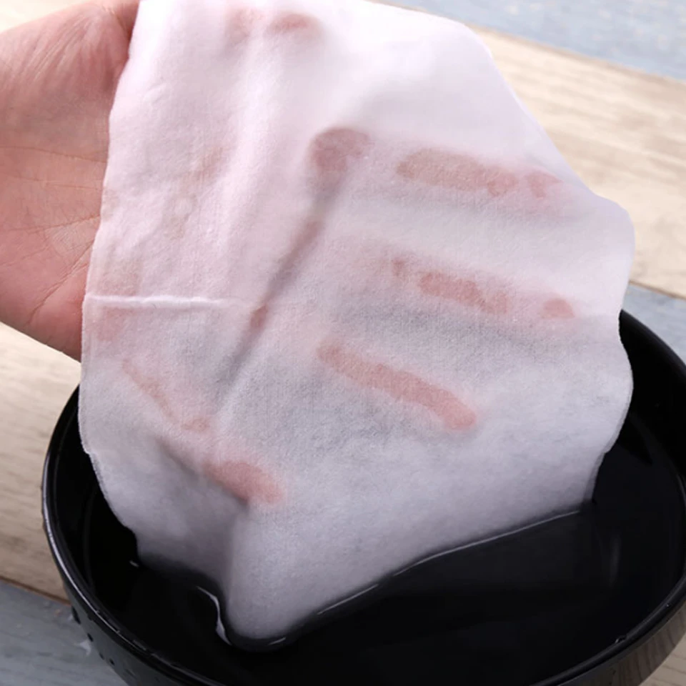 Custom Adults Household Quick And Easy Cleaning Portable Mini Push Compress Wet Wipes Mini 8pcs For Dog
