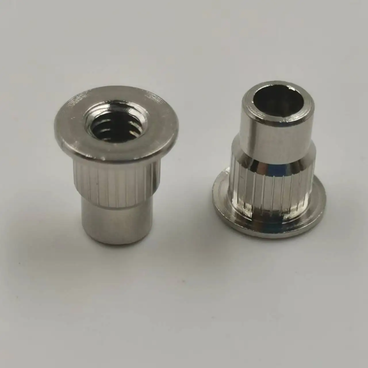 Small quantity 325 Brass screw turned parts CNC machining service