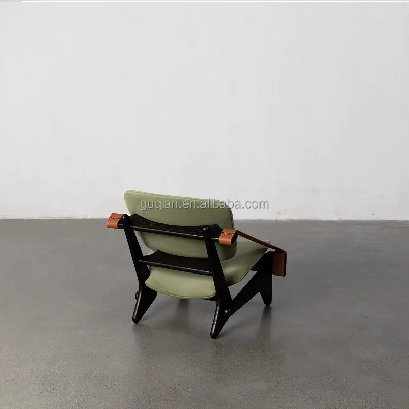 Italian light luxury designer special single armchair chair bedroom saddle leather leisure chair Solid wood single sofa chair